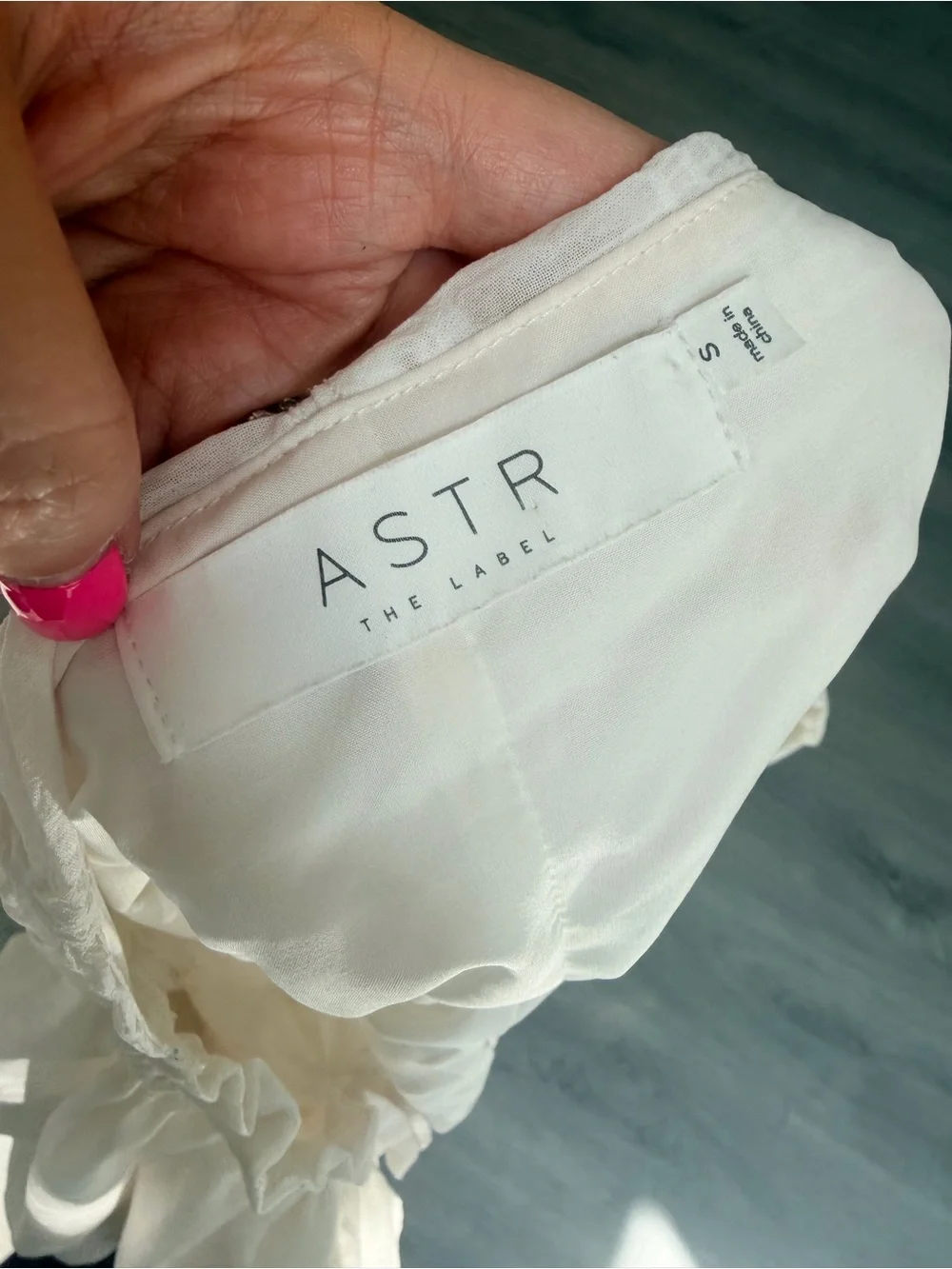 Astr Soft Ruched Puff-Sleeve Cream Top